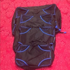 Black and Blue Travel Packing Cubes Set
